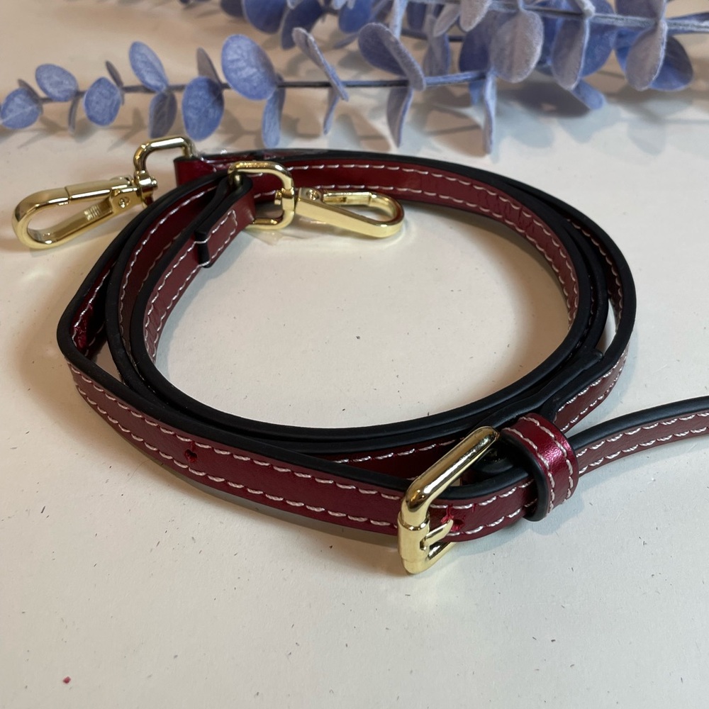 Crossbody strap EUC Red metallic with gold hardware